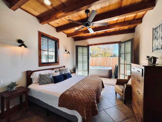 Little Dutch Cabin #1 - 12 Min To Magnolia-Baylor Bellmead المظهر الخارجي الصورة